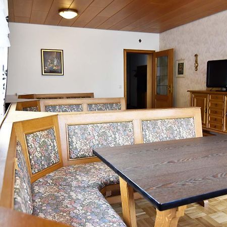 Отель Gaestehaus Steinborn Хаймбах Экстерьер фото